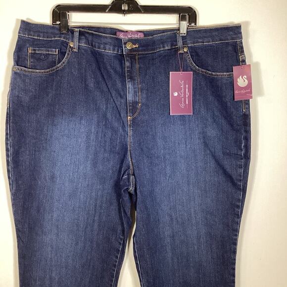 Gloria Vanderbilt Amanda Tapered Leg Jeans 22W Classic Rise Slimming NWT Stretch - Picture 8 of 10